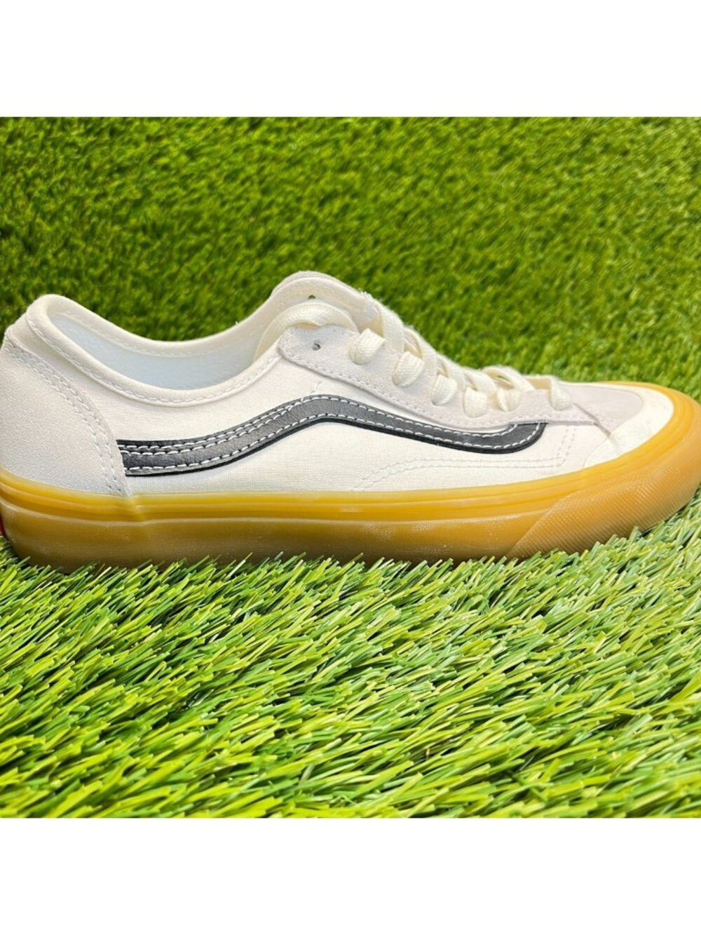 Vans Style 36 Decon SF Womens Size‎ 7.5 Ivory Gum Athletic Skate Shoes Sneakers